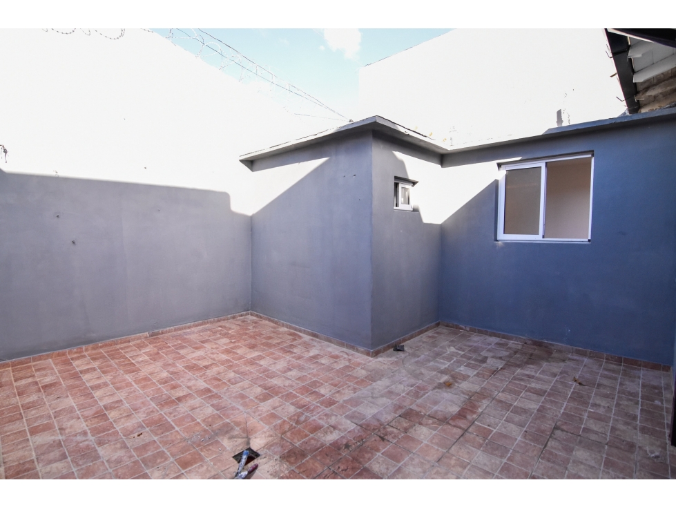 Chalet PH 3 amb. reciclado con patio y garage - Santa Fe y Larrea - 4
