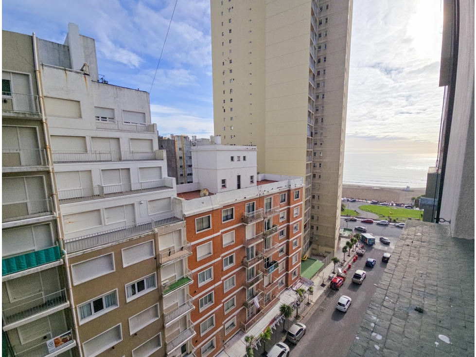 Monoambiente al frente, Apto crédito - Olavarría y Av. Colón - 1