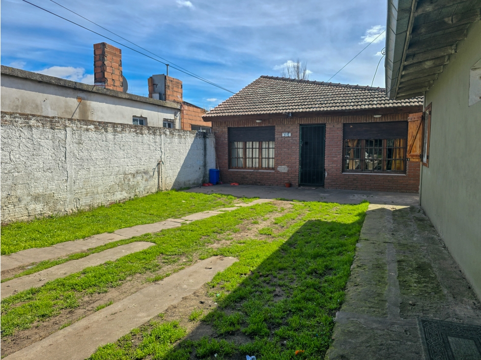 Propiedad en block: Depto 2 amb. + Chalet 3 amb. con parque- Batàn - 3