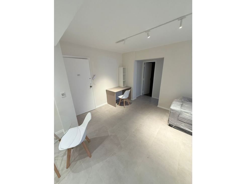 Departamento 2 ambientes - Remodelado y Equipado - Plaza Colón — foto 4