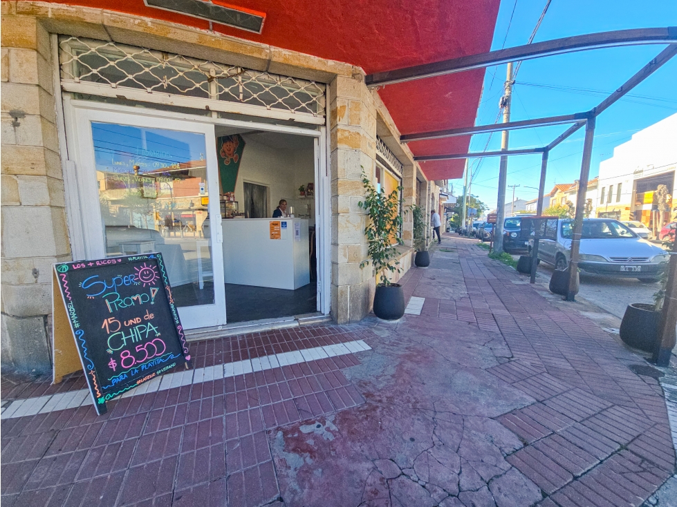 Block: Chalet 3 amb + Depto 3 amb. + 2 Locales-12 de Octubre y Savio - 5