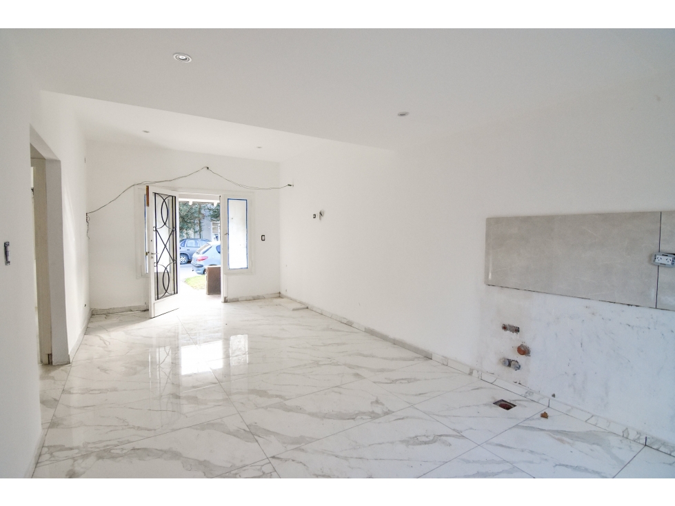 Chalet PH 3 amb. reciclado con patio y garage - Santa Fe y Larrea - 6