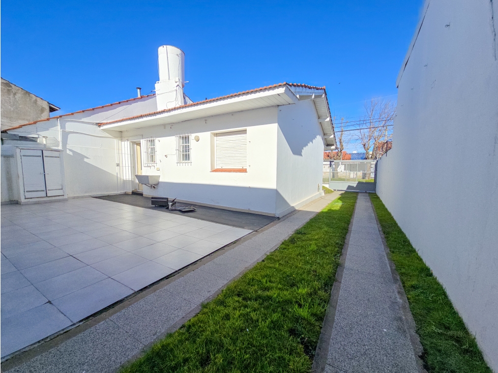 PH 3 amb. patio + Deposito 80m2- AP. PROFESIONAL- Roca e Italia - 1