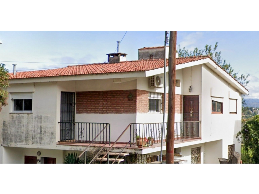 Chalet en block: 3 unidades. Garage. Parque - Villa Carlos Paz - 3