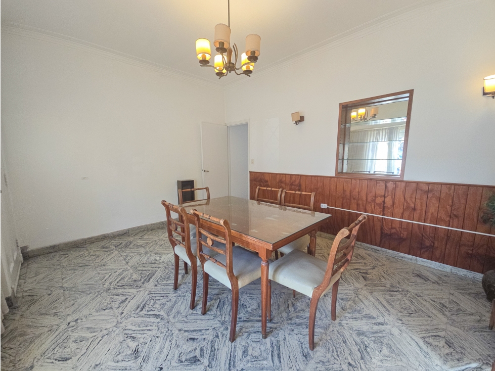 Casa 3 amb. con garage y patio - 14 de Julio y Avellaneda - 3