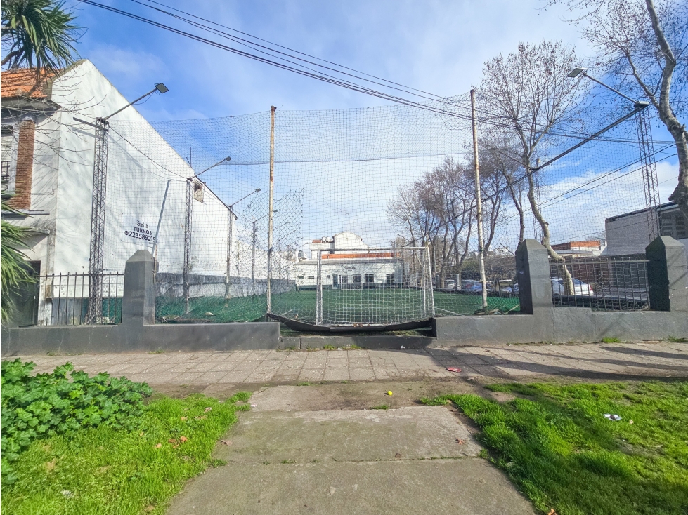 Lote 750m2 en venta - Tomás Guido y Av. Colón - 3