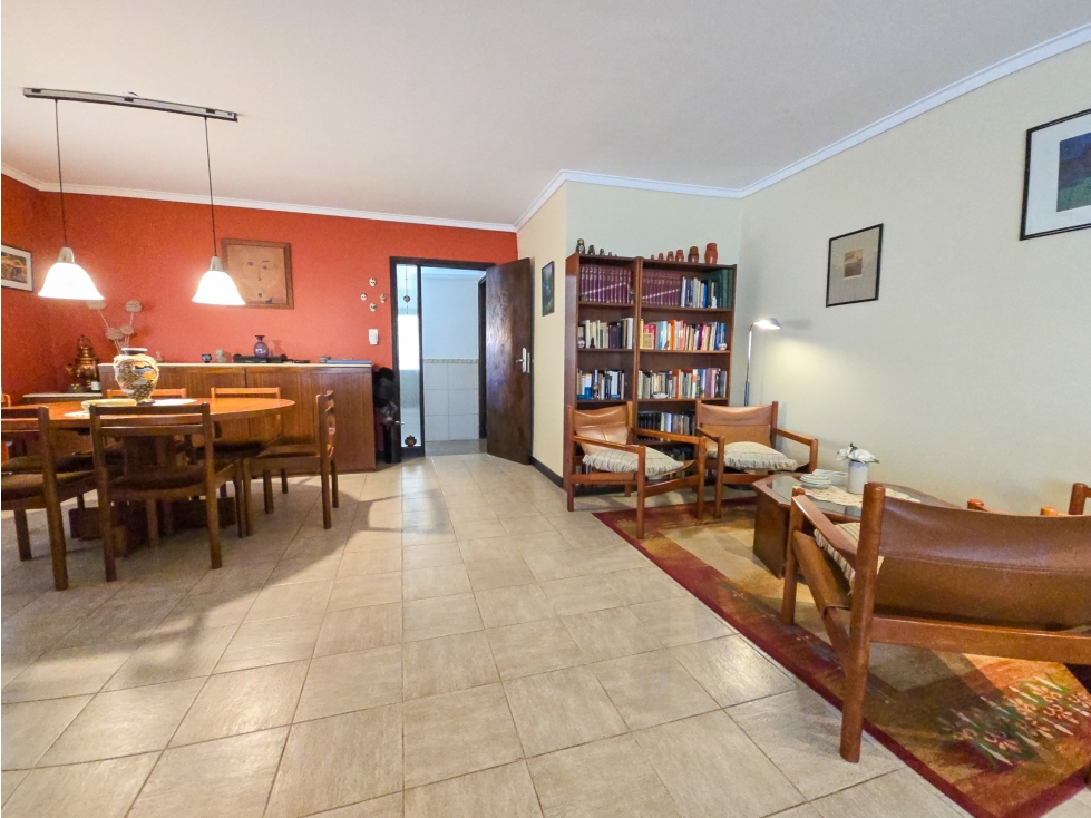 Chalet 5 amb. con garage y patio - Pringles y Arenales - 6