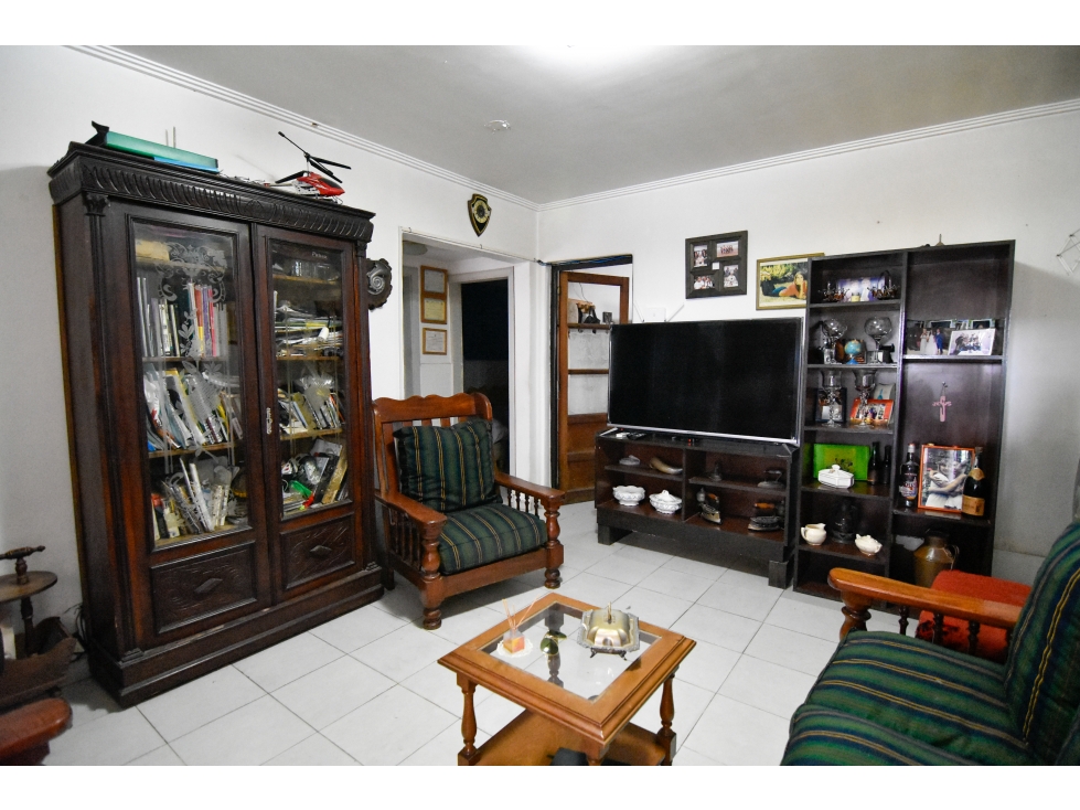 3 propiedades en block con garage, patio y quincho - Mexico y Castelli — foto 5