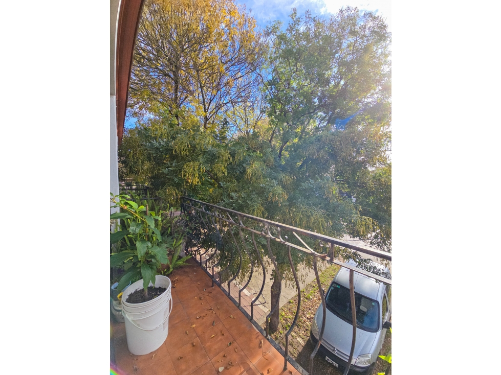 Departamento 3 amb. con balcón al frente - Av. Libertad y Misiones — foto 4