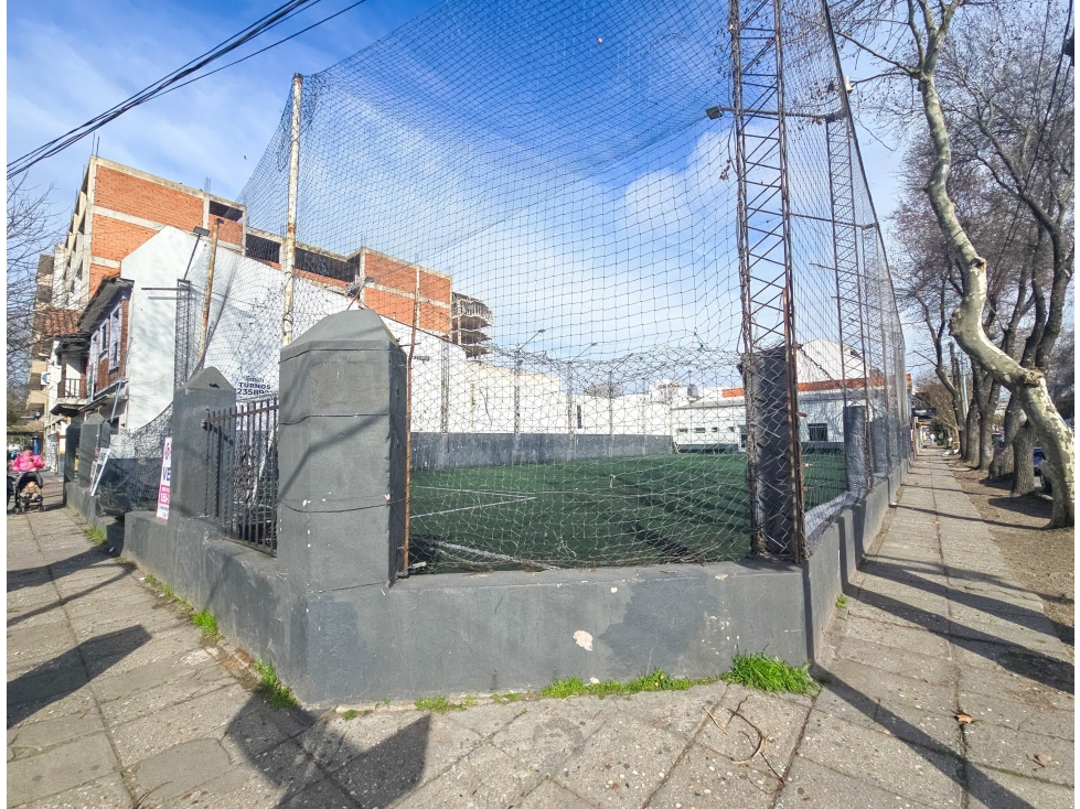 Lote 750m2 en venta - Tomás Guido y Av. Colón - 4