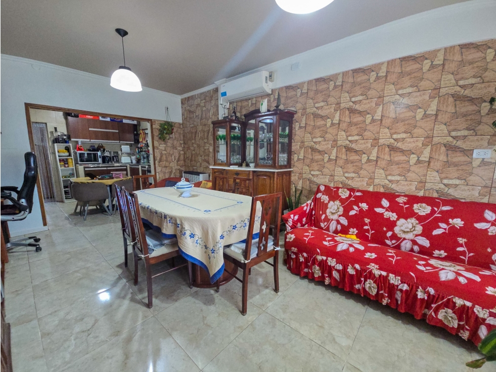 Casa 3 amb. con quincho, garage y parque - Faro Norte — foto 4