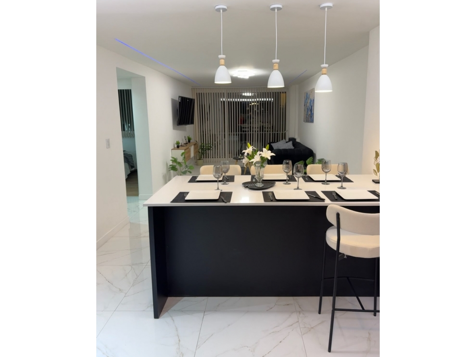 Departamento 3 amb. externo con balcón - Entre Rios y San Martin — foto 4