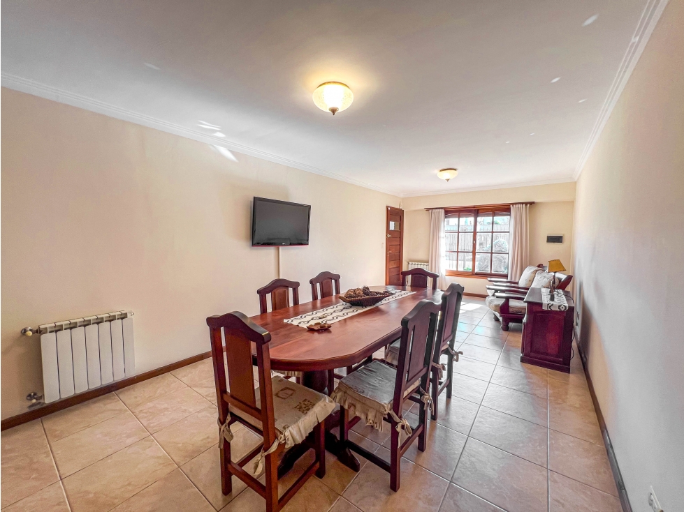 Propiedad en block: Chalet 5 amb. + Dúplex 4 amb. - Guido y Formosa — foto 5