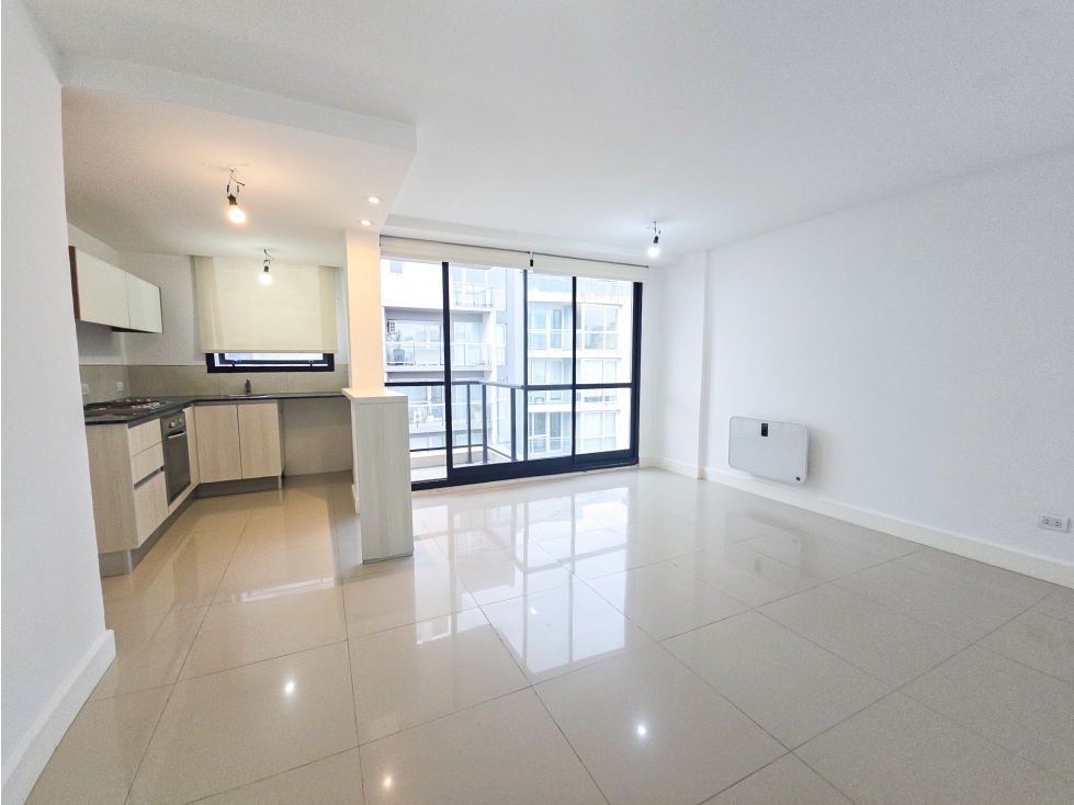 Departamento 2 amb. con balcón y espacio p/ auto - Gascón y San Luis - 1