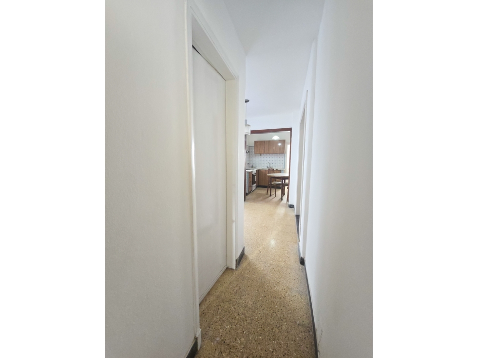 Casa 3 amb. con garage y patio - 14 de Julio y Avellaneda - 5