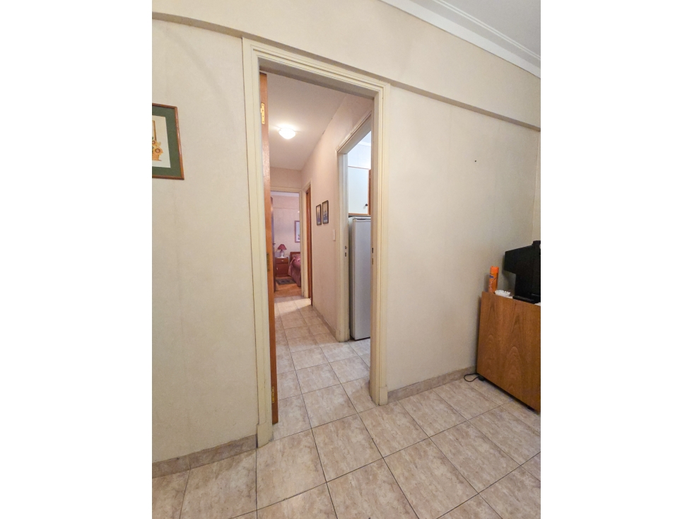 Departamento 2 amb. Interno - a metros del mar - Centro - 5