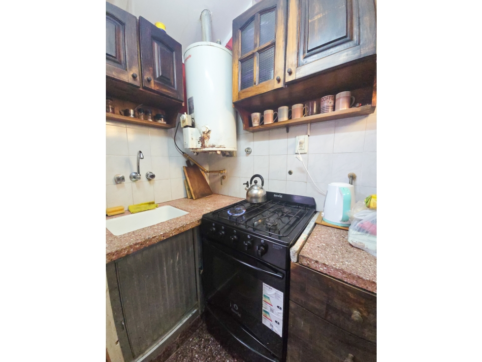 PH 2 amb. con patio - Santiago del Estero y Larrea - 5
