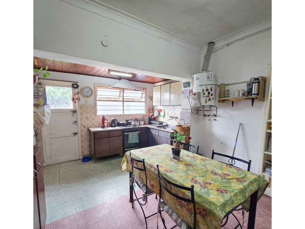Chalet 3 amb con parque + Depto. 3 amb con garaje - C. Villar y Carasa - 6