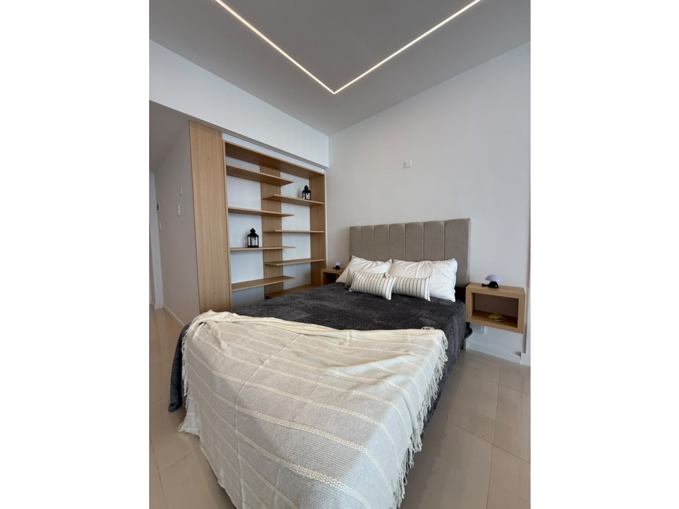 Monoambiente lateral c/ balcón - Av. P. P. Ramos y Sarmiento - 6