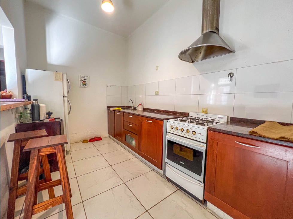 En block: Casa 3 amb. c/garage + Depto 2 amb. - Savio y 12 de Octubre — foto 6