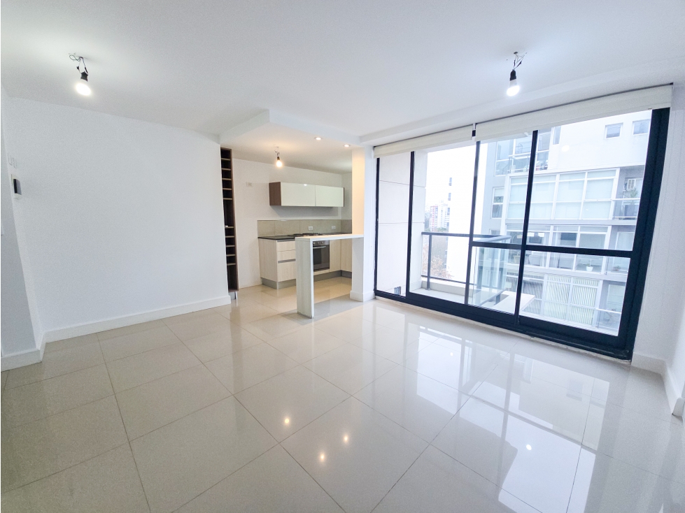 Departamento 2 amb. con balcón y espacio p/ auto - Gascón y San Luis - 4