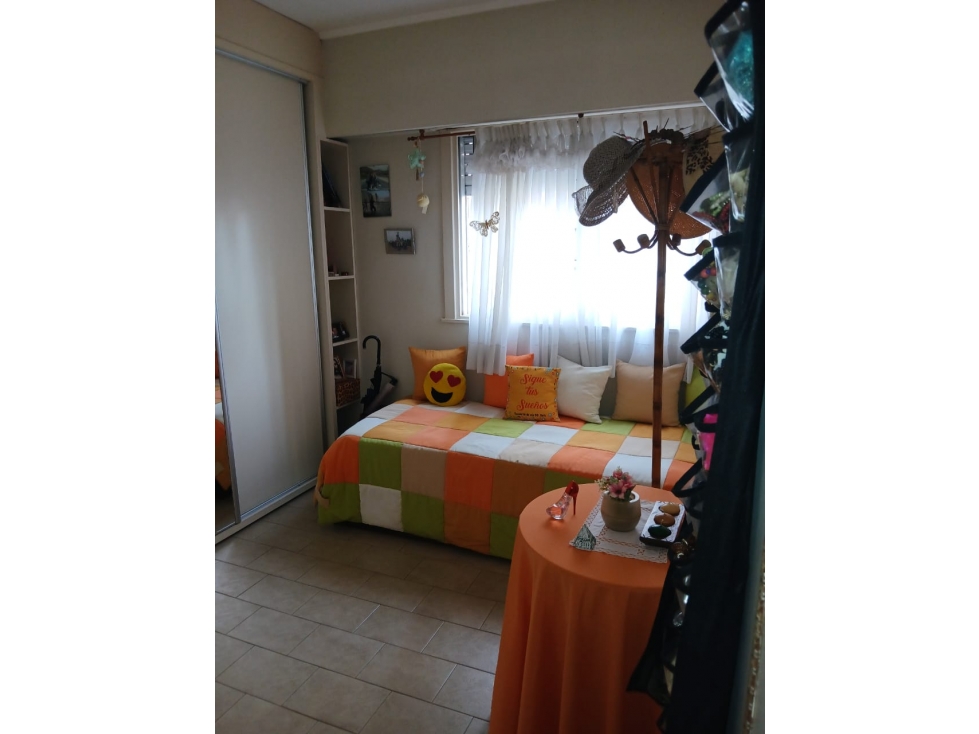 Departamento 3 amb con cochera- Zona Centro