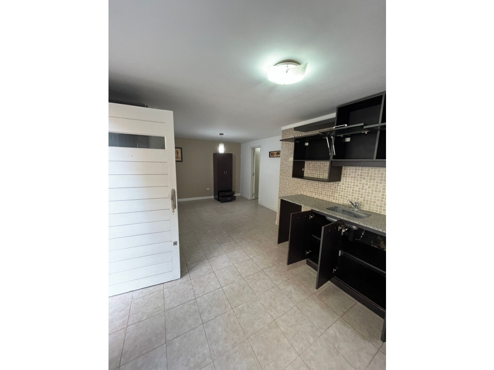 Alquiler PH 2 ambientes, calle Balcarce, zona Villa Primera — foto 6