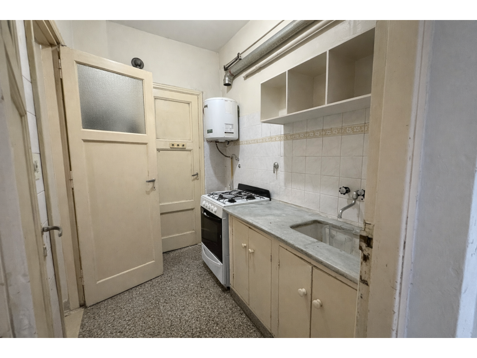 VENTA DEPTO 3 AMB A LA CALLE PLANTA BAJA CON PATIO - LA PERLA — foto 4