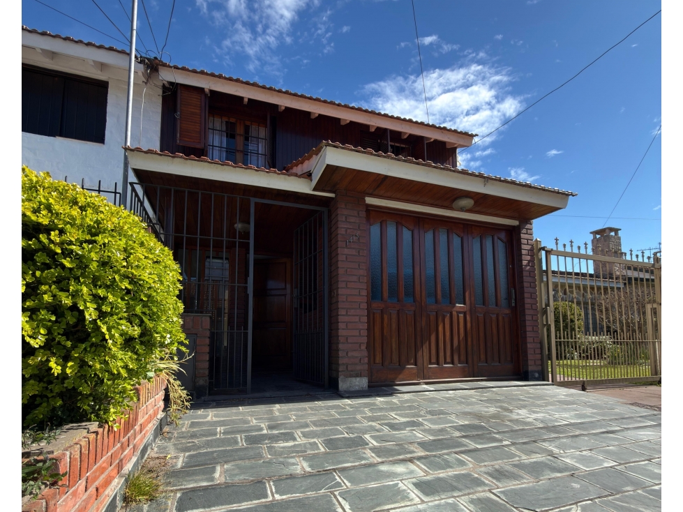 VENTA DUPLEX 3 AMB CON GARAGE/PATIO APTO CREDITO - BARRIO CONSTITUCION