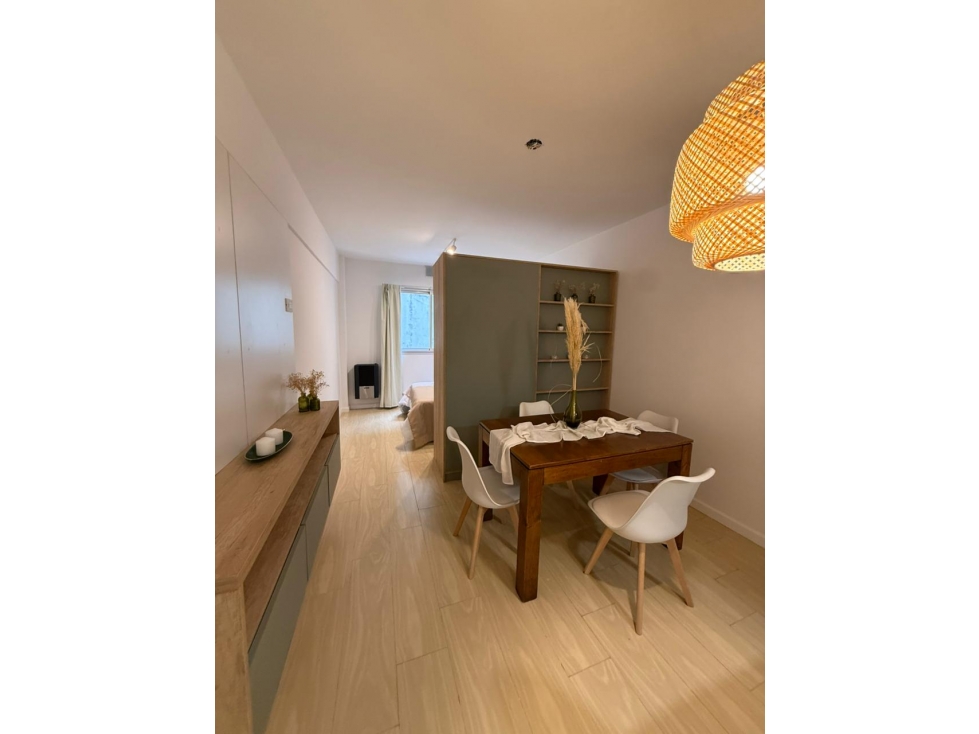 VENTA AMBIENTE TOTALMENTE RECICLADO Y AMOBLADO - CENTRO - 1