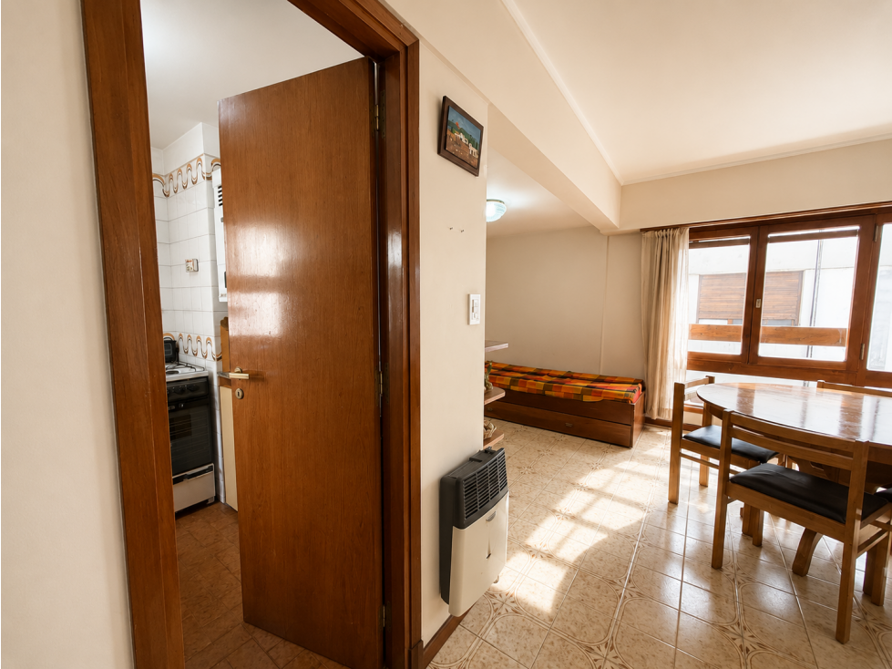 VENTA DEPTO 2 AMB AMOBLADO LA PERLA - 6