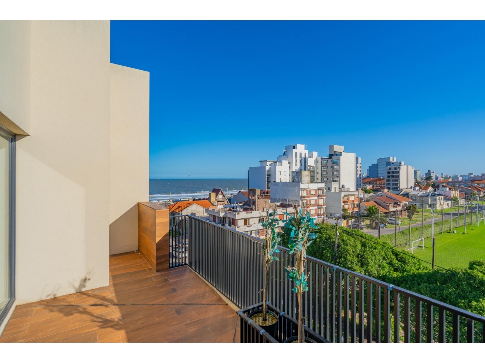 VENTA DEPTO EN DUPLEX 4 AMB CON TERRAZA PARRILLA Y VISTA AL MAR — foto 5