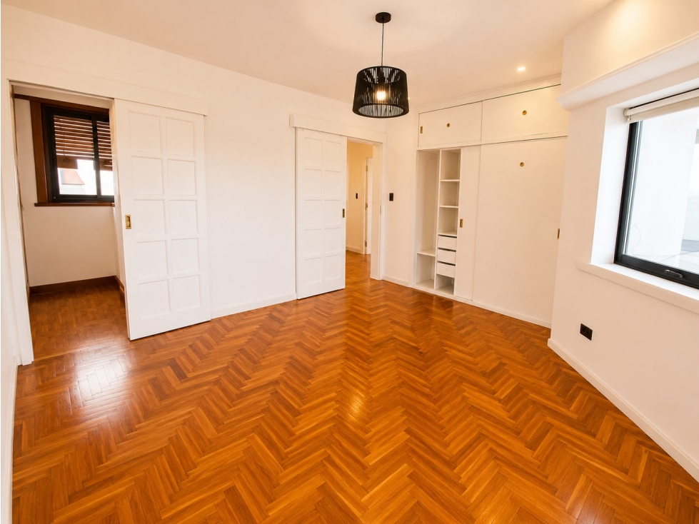 VENTA DEPTO 5 AMB. EN DUPLEX C/COCHERA FRENTE A PLAZA ESPAÑA — foto 4