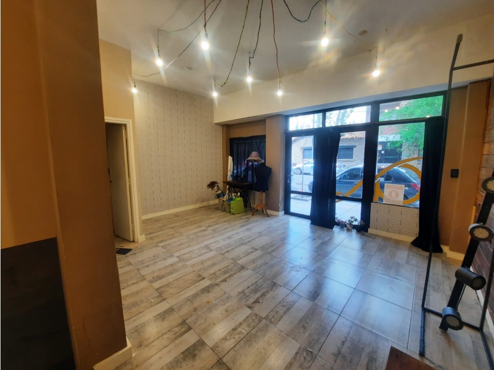 VENTA LOCAL A LA CALLLE LA PERLA — foto 4