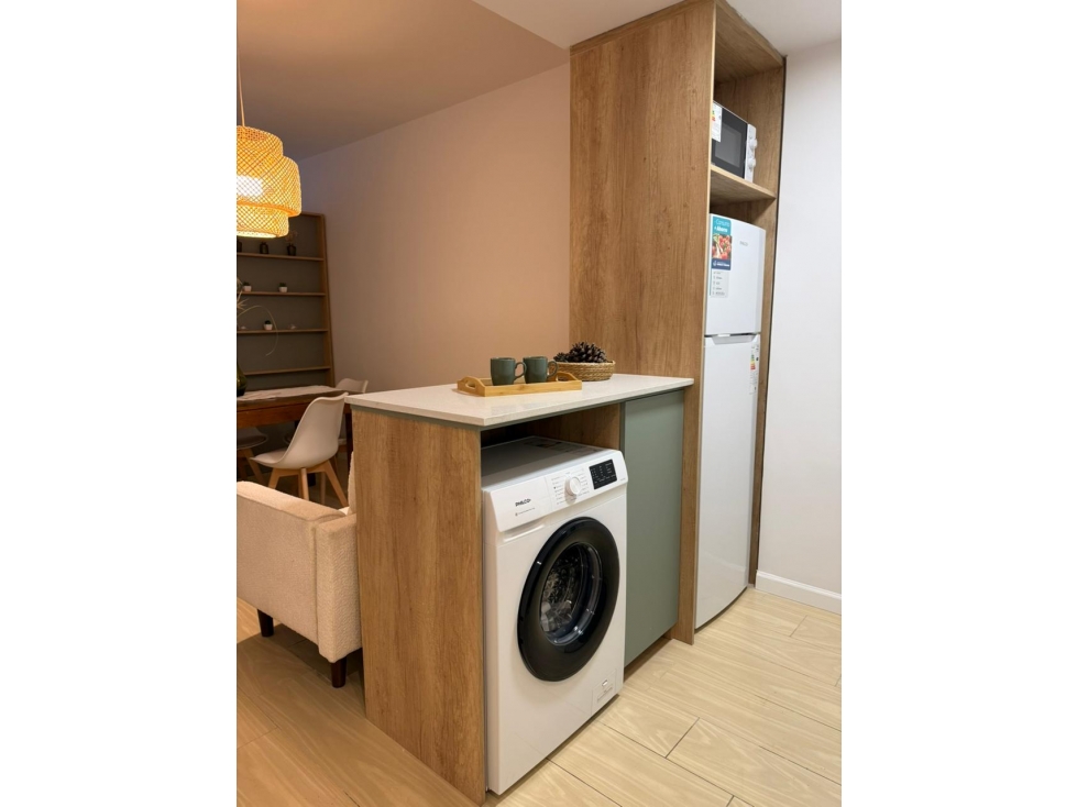 VENTA AMBIENTE TOTALMENTE RECICLADO Y AMOBLADO - CENTRO - 3