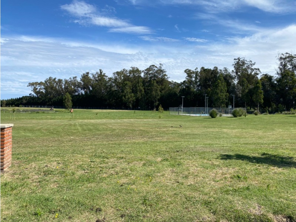 VENTA LOTE BARRIO PRIVADO CASONA DEL HARAS — foto 3