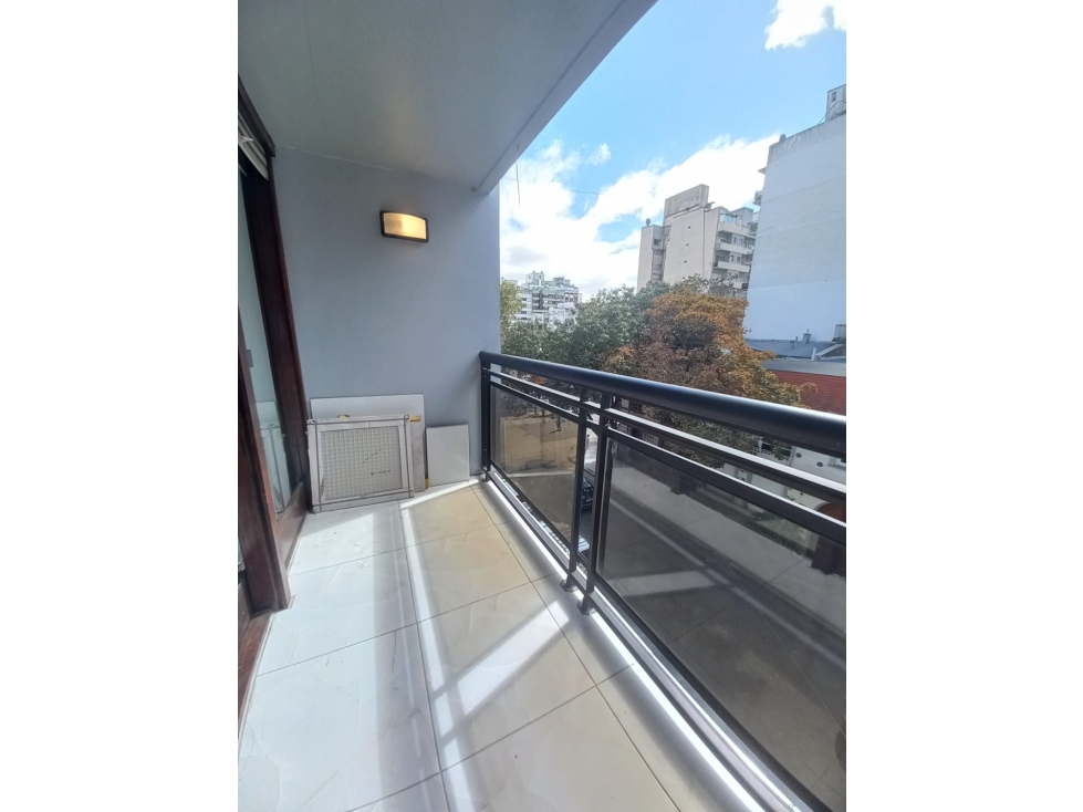 VENTA DEPARTAMENTO 3 AMBIENTES A LA CALLE CON BALCÓN MAR DEL PLATA - 2