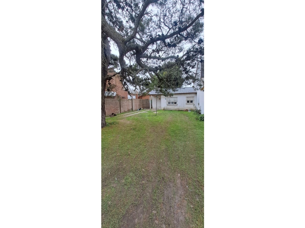 VENTA/ CASA 2 AMBIENTES CON PARQUE/ MAR DEL PLATA