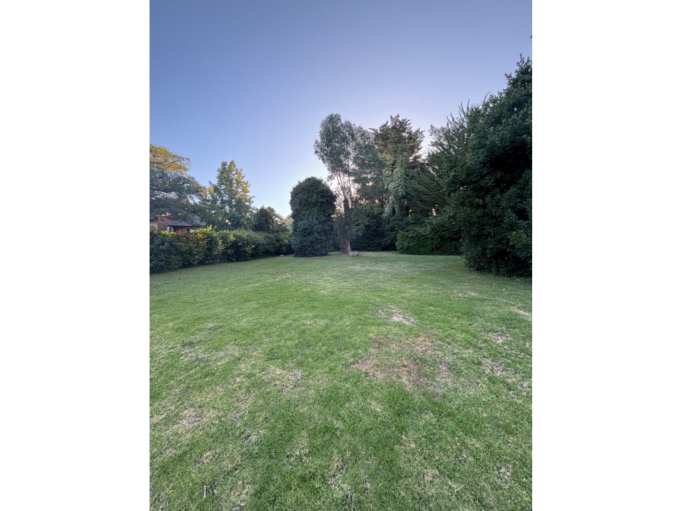 VENTA / LOTE DE 800 METROS / SIERRA DE LOS PADRES - 1