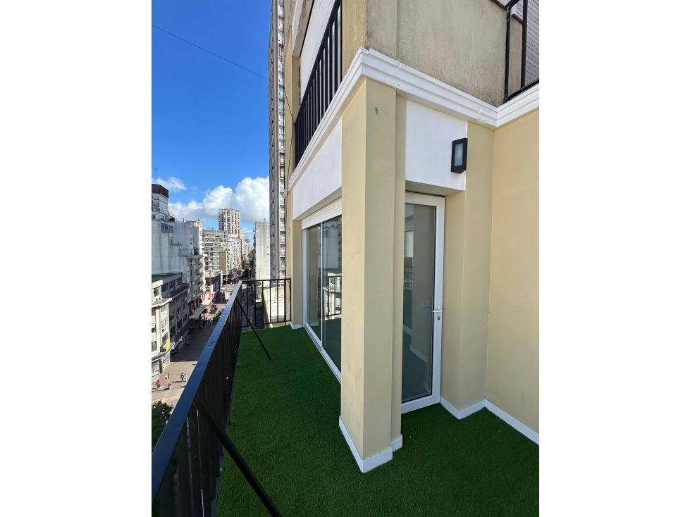VENTA / DEPARTAMENTO DE 4 AMBIENTES A LA CALLE / MAR DEL PLATA