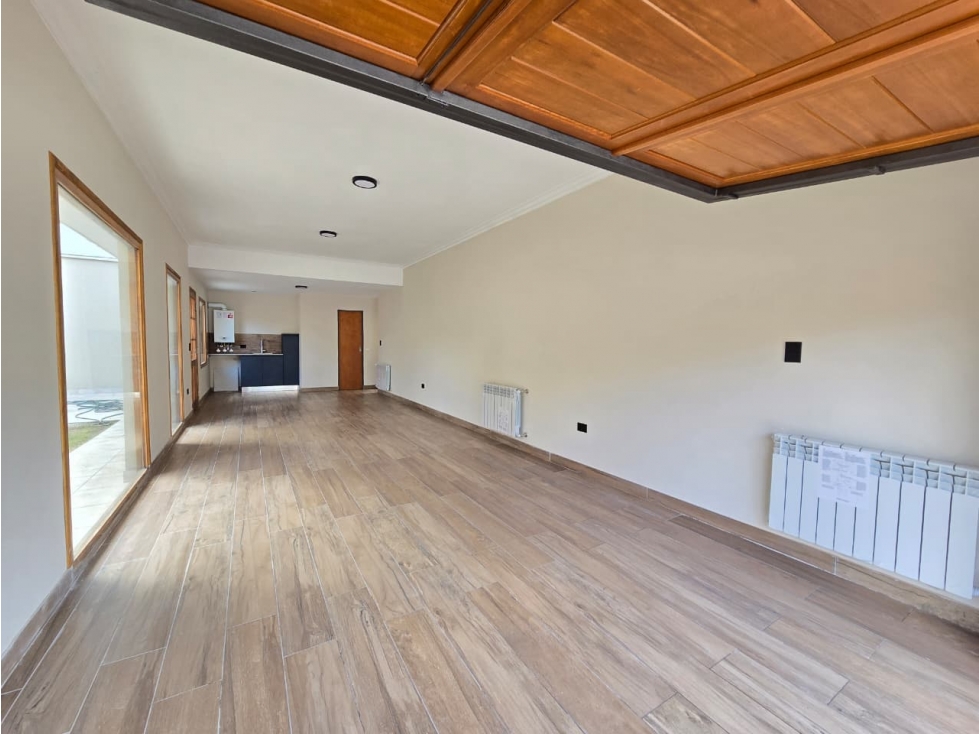 VENTA/ CHALET 4 AMBIENTES A LA CALLE / MAR DEL PLATA - 5
