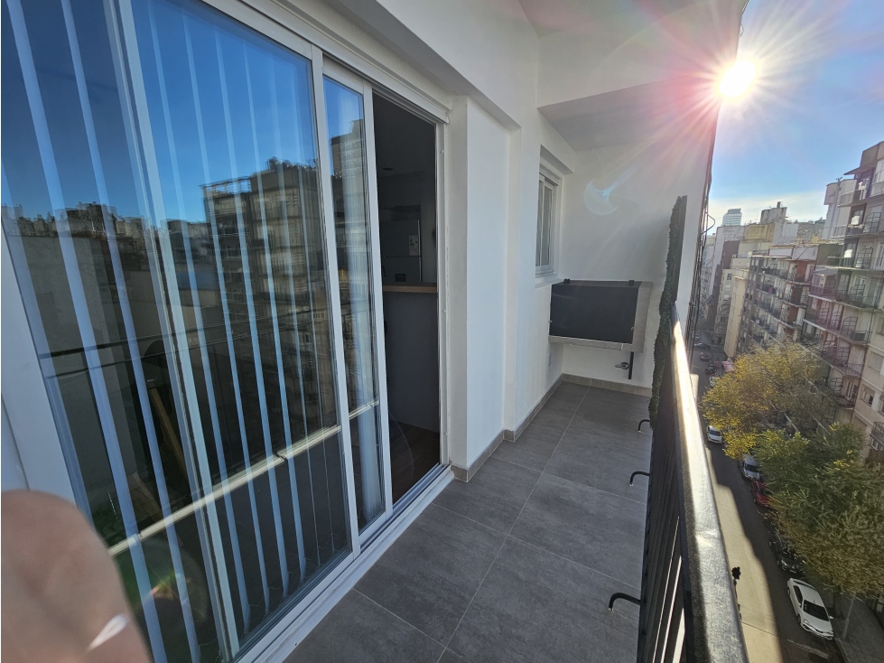 VENTA/ DEPARTAMENTO 2 AMBIENTES A LA CALLE / MAR DEL PLATA - 1