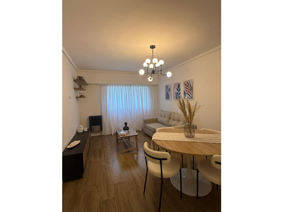 VENTA/ DEPARTAMENTO 3 AMBIENTES A LA CALLE/ MAR DEL PLATA - 1