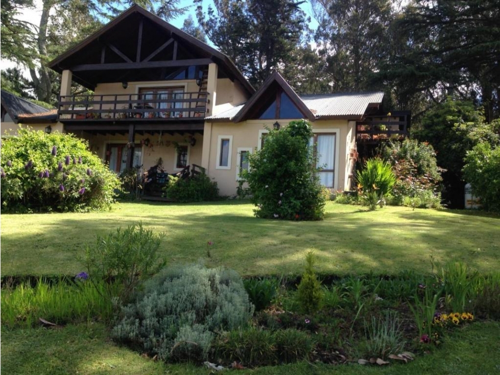 OPORTUNIDAD / VENTA / CASA 6 AMBIENTES / SIERRA DE LOS PADRES