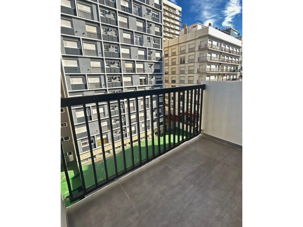 VENTA/ DEPARTAMENTO 2 AMBIENTES CON DEP. A LA CALLE / MAR DEL PLATA — foto 5