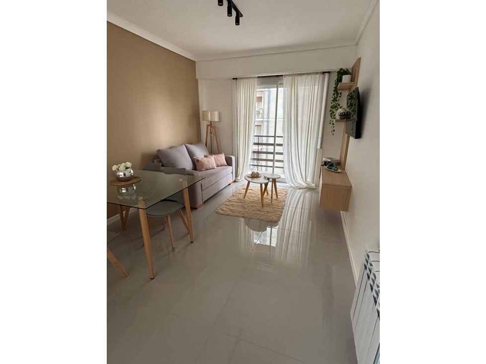 VENTA/ DEPARTAMENTO 3 AMBIENTES A LA CALLE/ MAR DEL PLATA