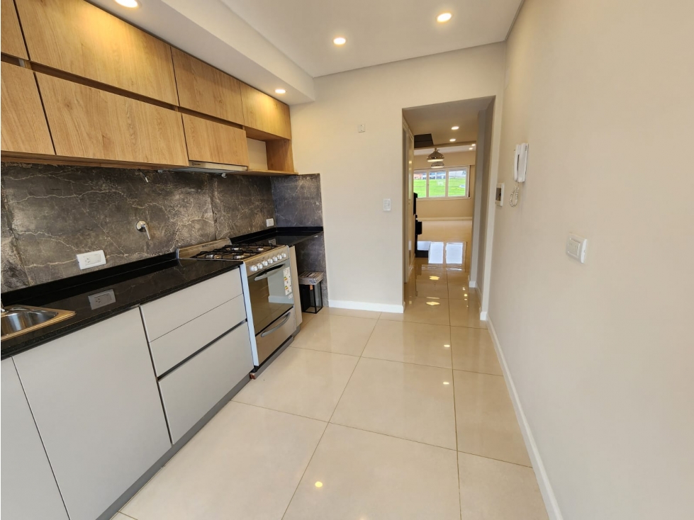 VENTA / Dúplex DE 3 AMBIENTES CON COCHERA/ MAR DEL PLATA — foto 2