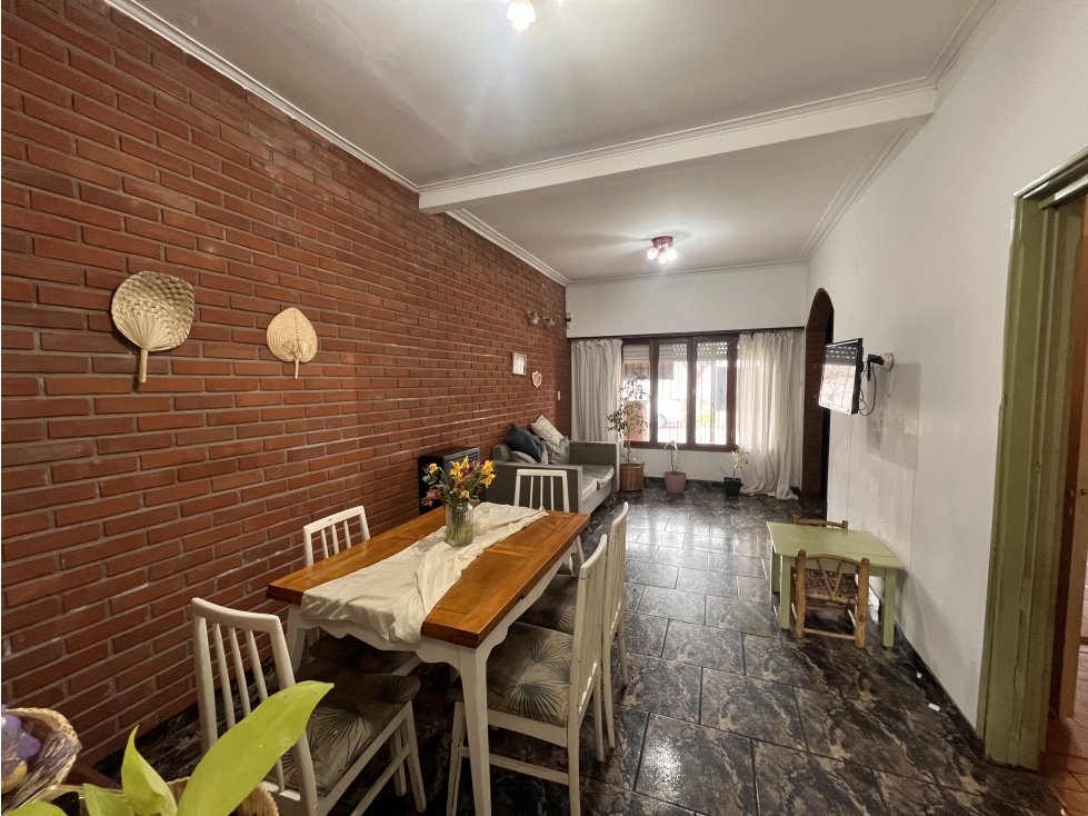 VENTA CASA 3 AMBIENTES CON GJE Y PARQUE / MAR DEL PLATA - 5