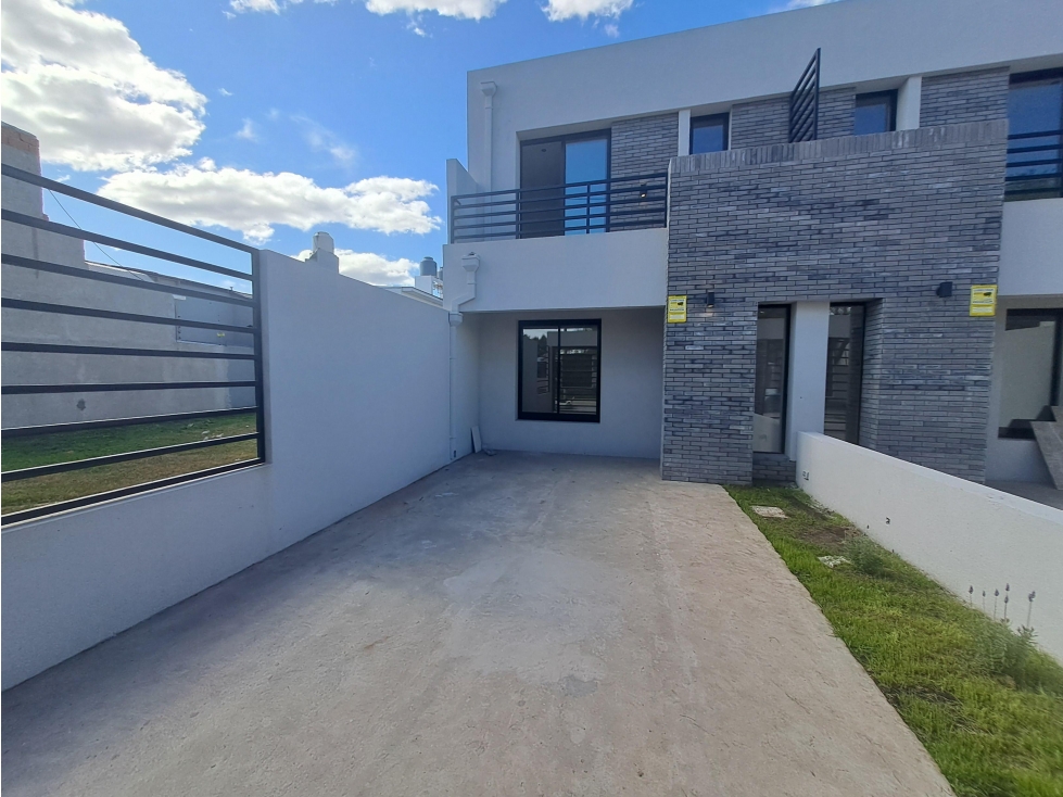 VENTA / DUPLEX A ESTRENAR 3 AMBIENTES CON PARQUE/ MAR DEL PLATA
