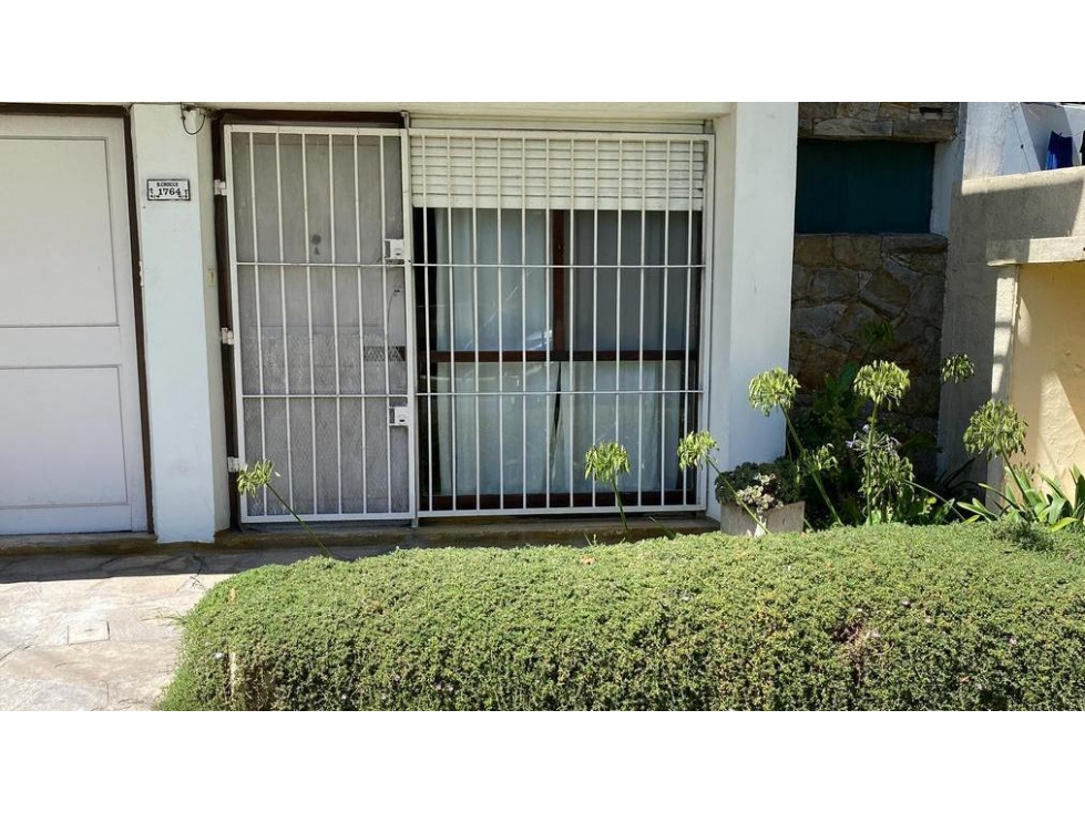 VENTA/ PH 3 AMBIENTES CON PATIO / MAR DEL PLATA